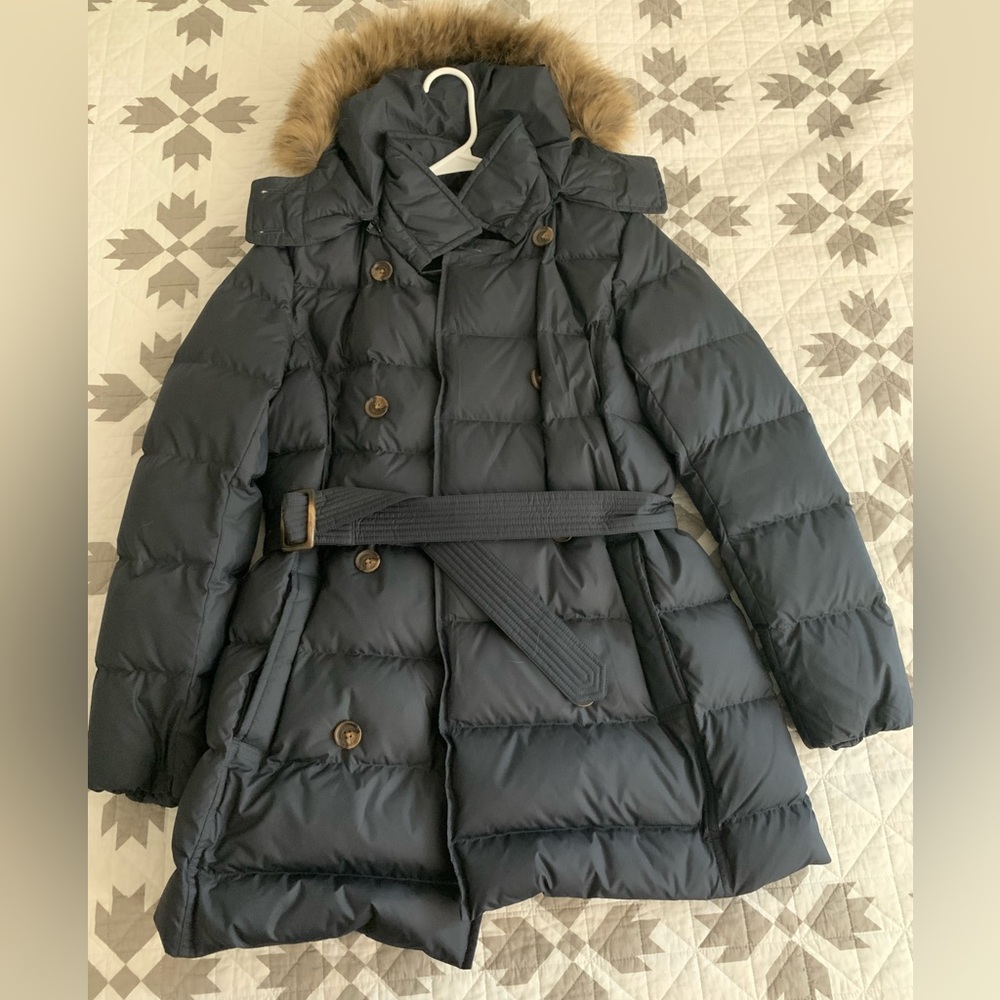 Brooks Brothers Navy puffer coat, size Small
